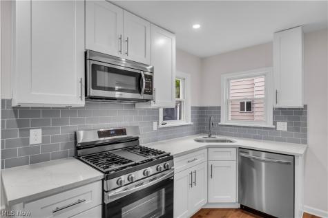 4380 Prasse Road South Euclid OH 44121