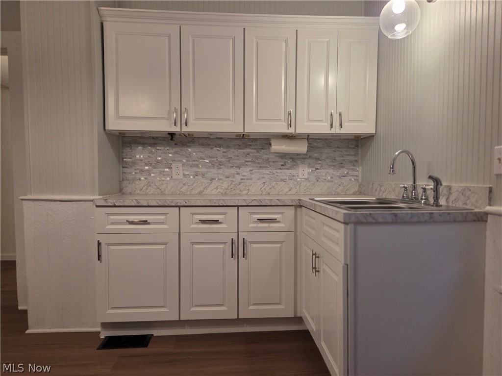 220 Mccrea Avenue Dennison OH 44621
