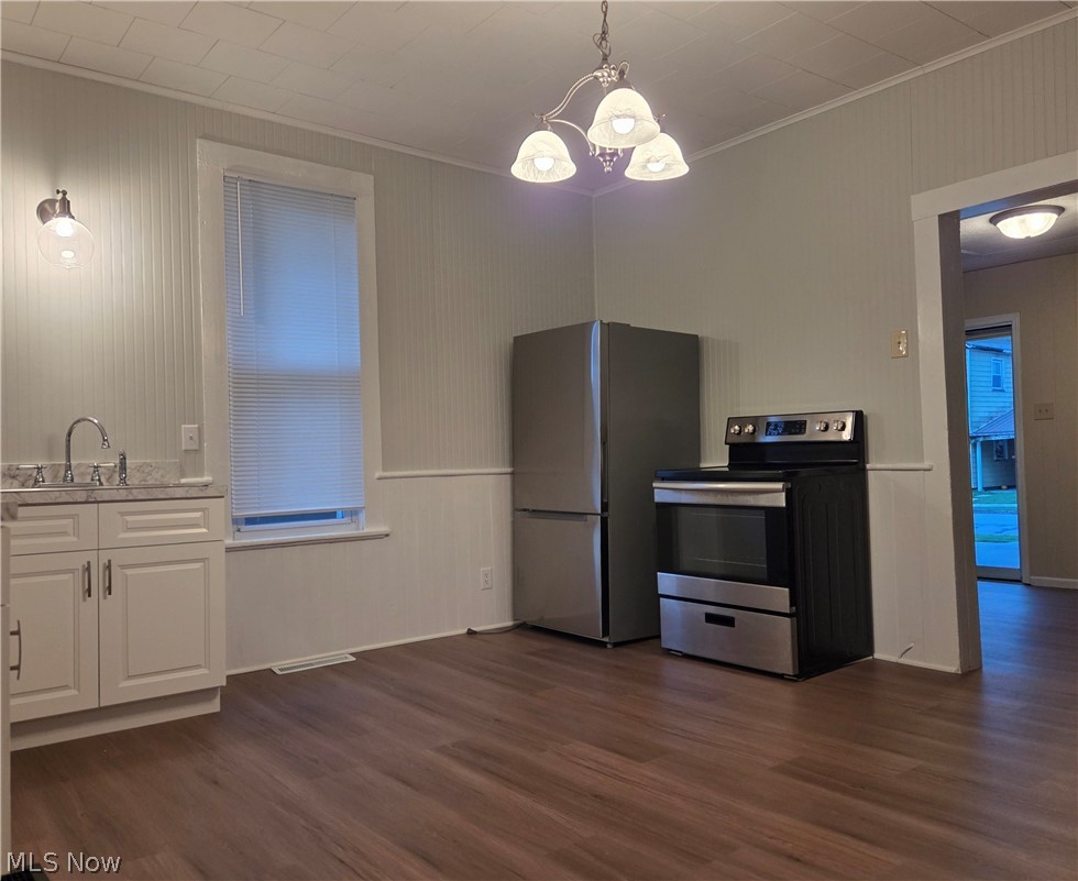 220 Mccrea Avenue Dennison OH 44621