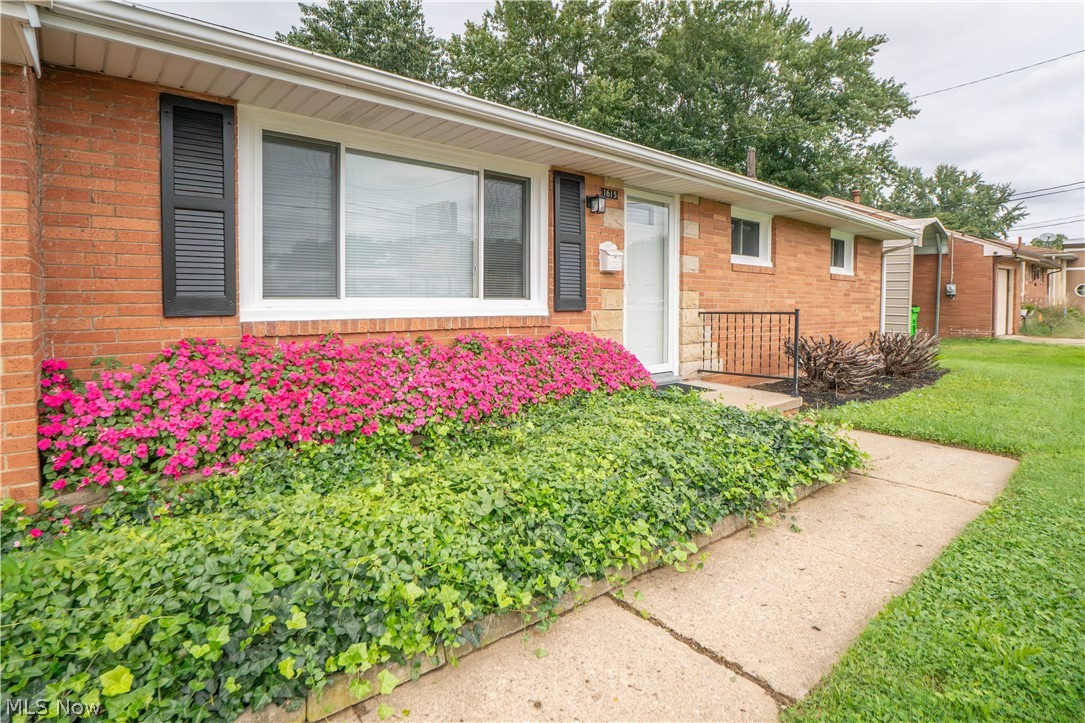 1615 Whipple Avenue NW Canton OH 44708
