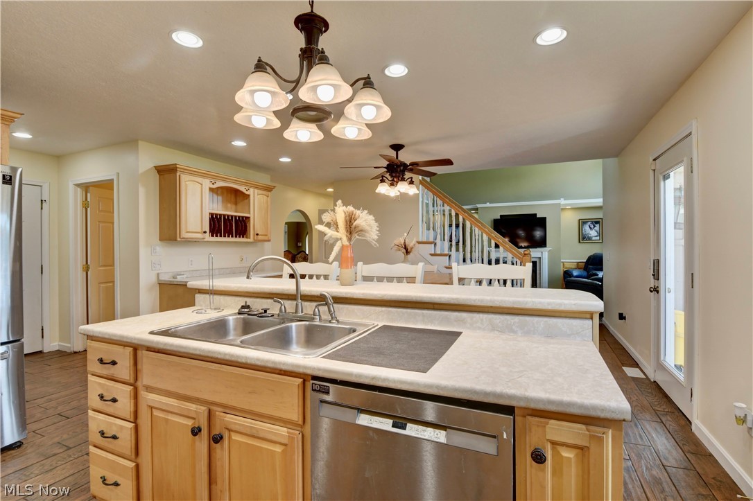 161 Wedgewood Lane NE Carrollton OH 44615