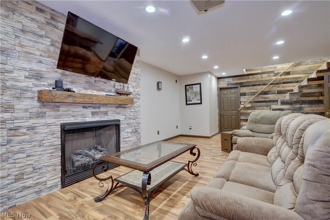 161 Wedgewood Lane NE Carrollton OH 44615