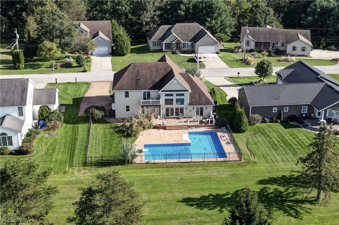 161 Wedgewood Lane NE Carrollton OH 44615