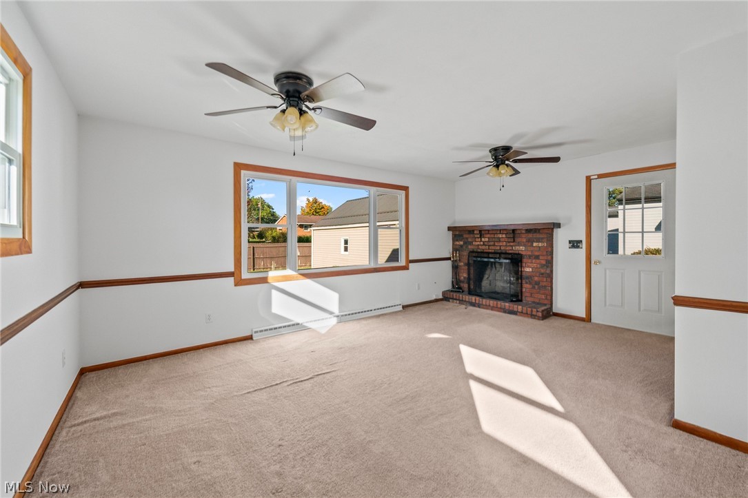 1427 E Broad Louisville OH 44641