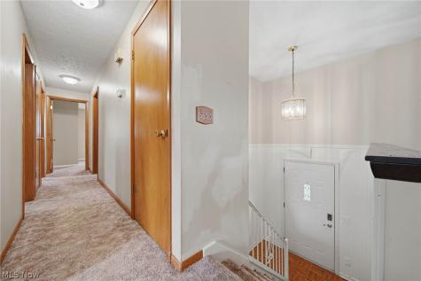 3770 Dotwood Street NW North Canton OH 44720