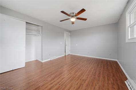 3770 Dotwood Street NW North Canton OH 44720