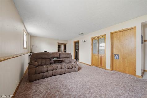 3770 Dotwood Street NW North Canton OH 44720
