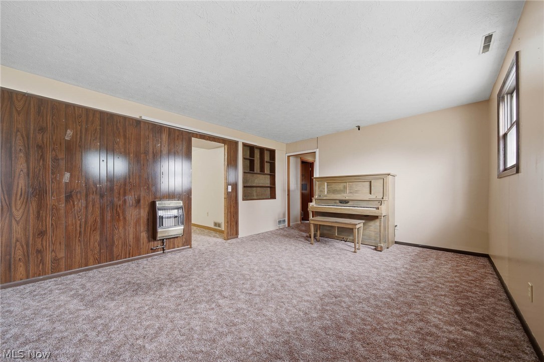 3770 Dotwood Street NW North Canton OH 44720
