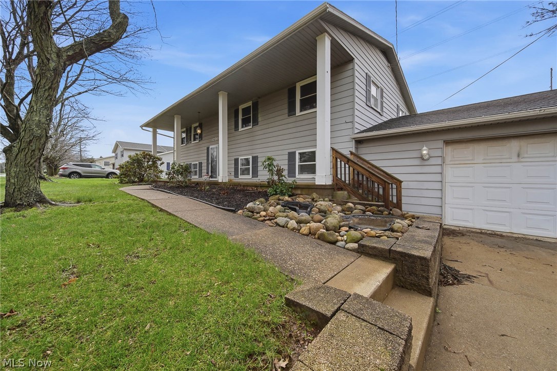 3770 Dotwood Street NW North Canton OH 44720