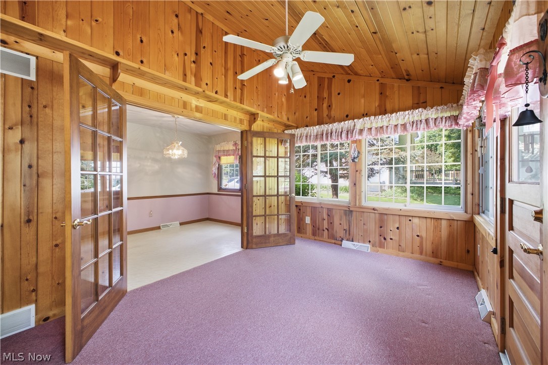 204 Colonial Drive Canfield OH 44406