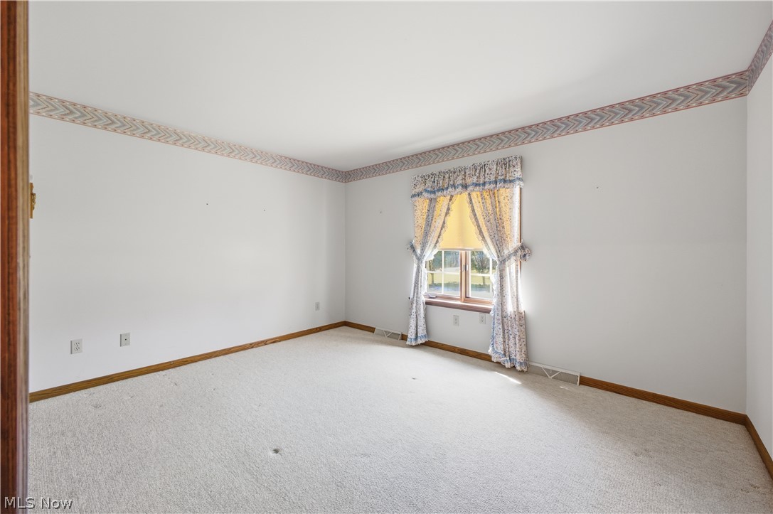 204 Colonial Drive Canfield OH 44406