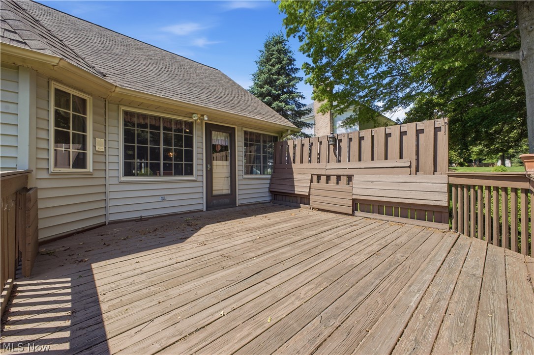 204 Colonial Drive Canfield OH 44406