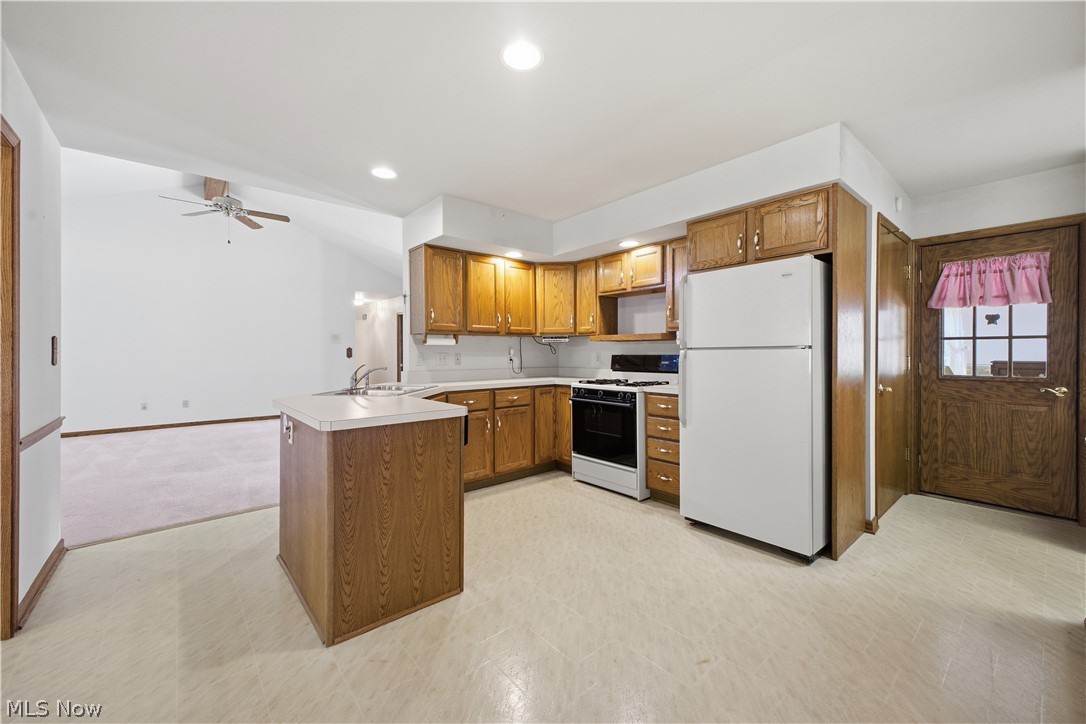 204 Colonial Drive Canfield OH 44406