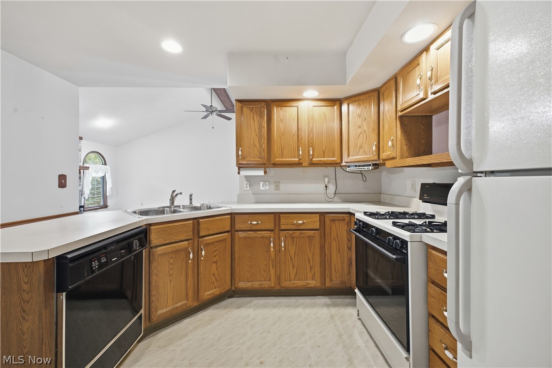 204 Colonial Drive Canfield OH 44406