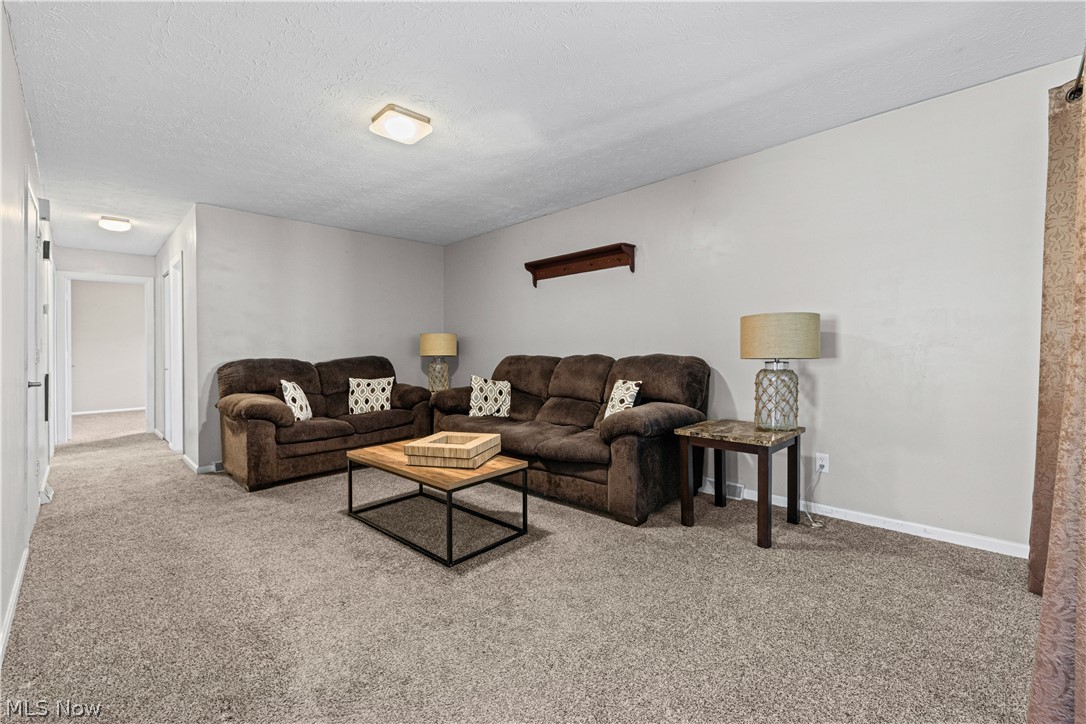 331 Elmwood Avenue Barberton OH 44203