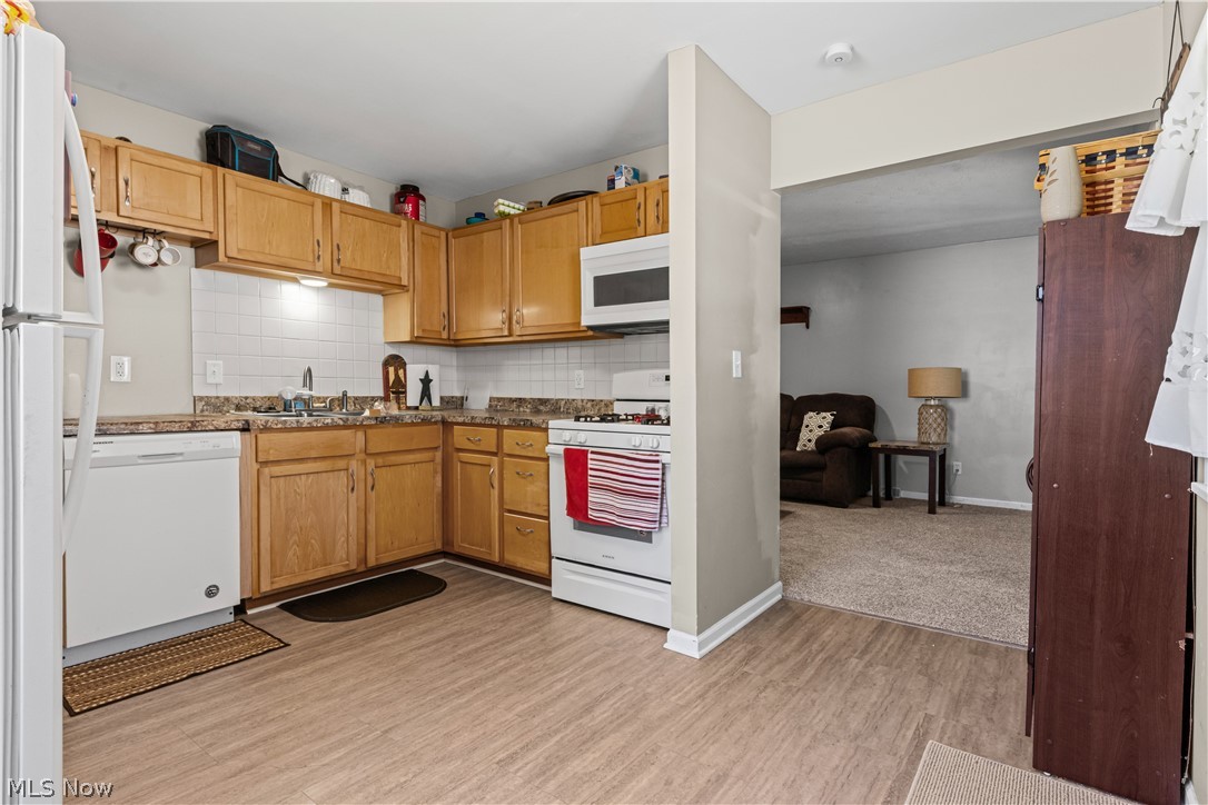 331 Elmwood Avenue Barberton OH 44203