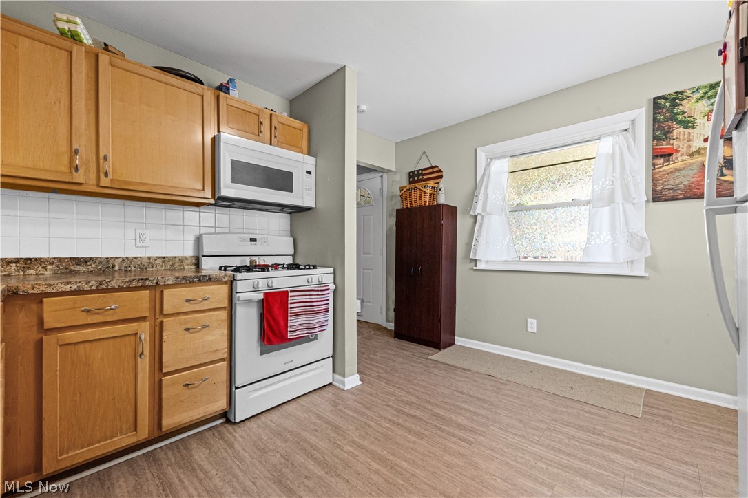 331 Elmwood Avenue Barberton OH 44203