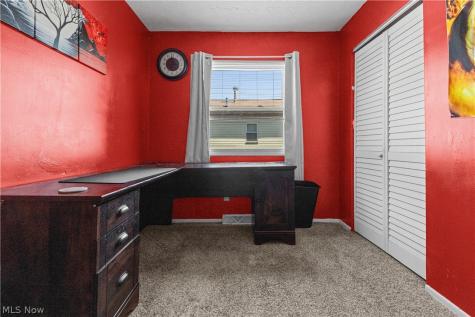 331 Elmwood Avenue Barberton OH 44203