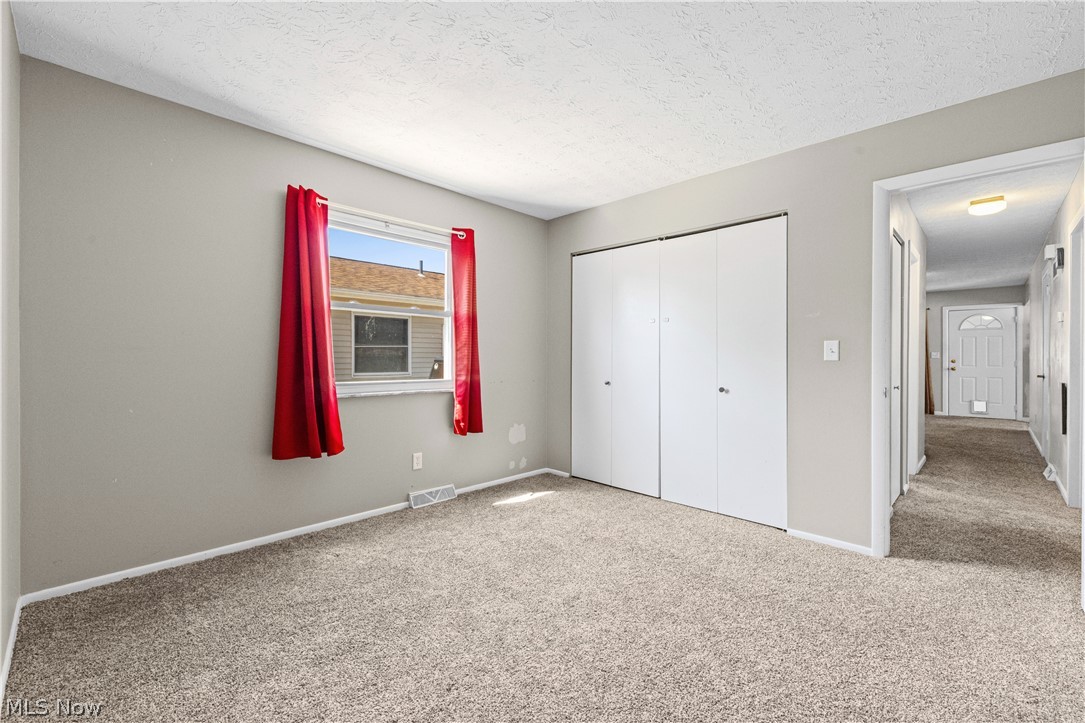 331 Elmwood Avenue Barberton OH 44203