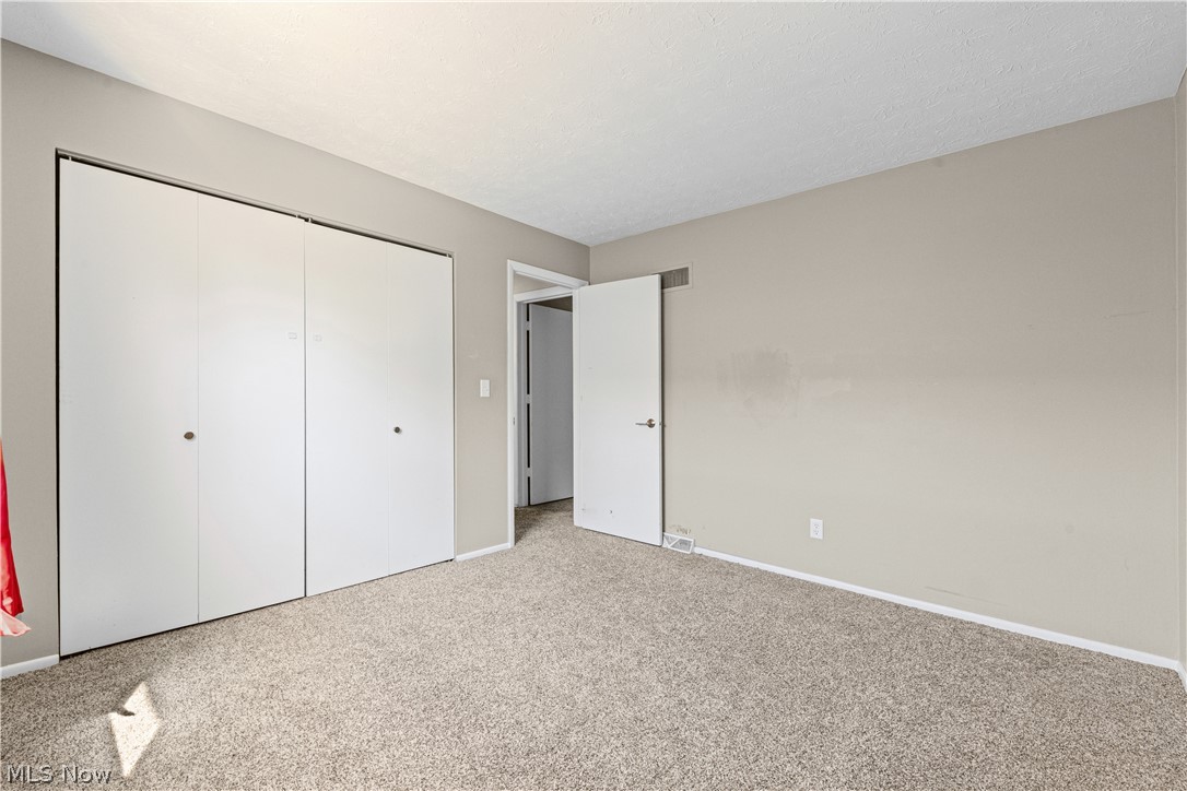 331 Elmwood Avenue Barberton OH 44203