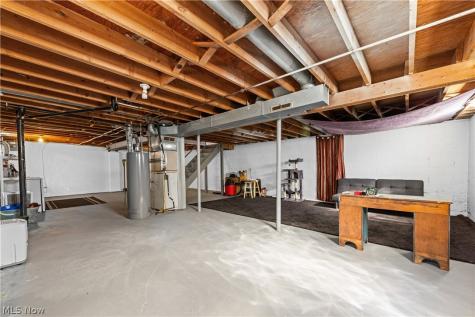 331 Elmwood Avenue Barberton OH 44203