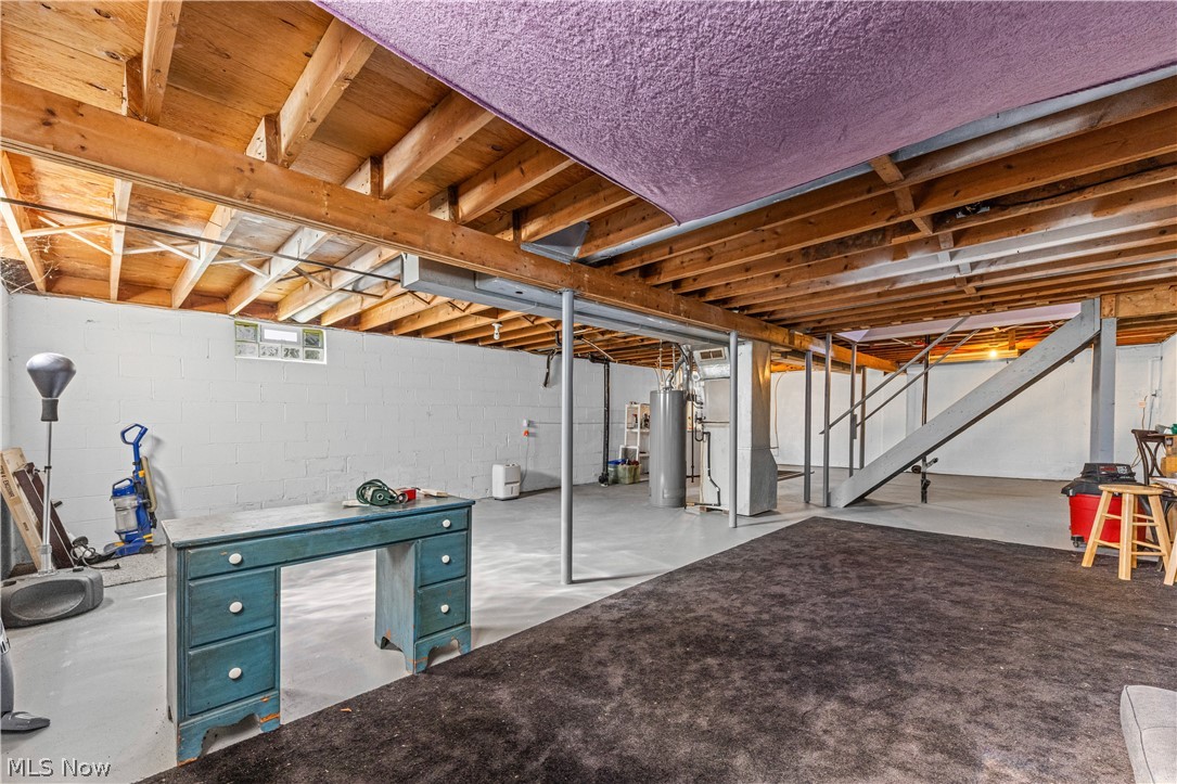 331 Elmwood Avenue Barberton OH 44203