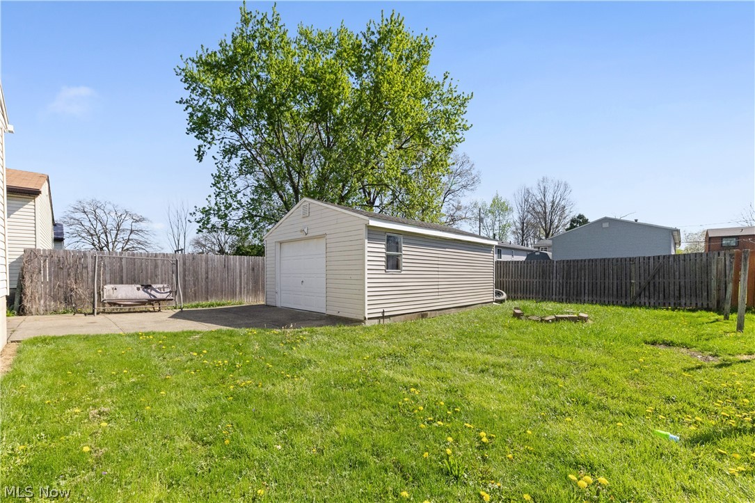 331 Elmwood Avenue Barberton OH 44203