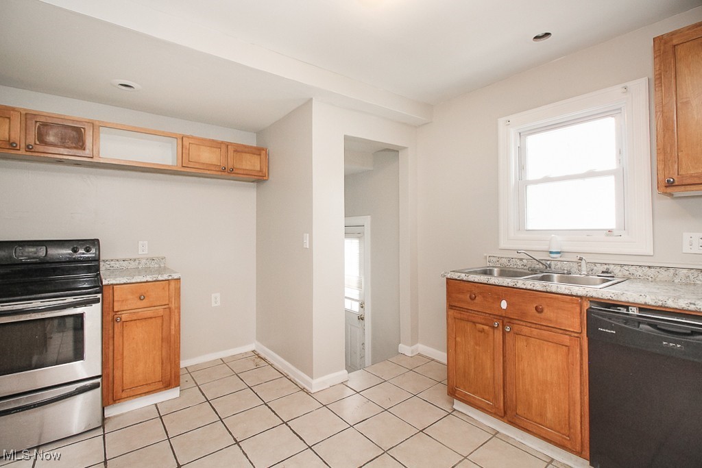 967 Pembrook Road Cleveland Heights OH 44121