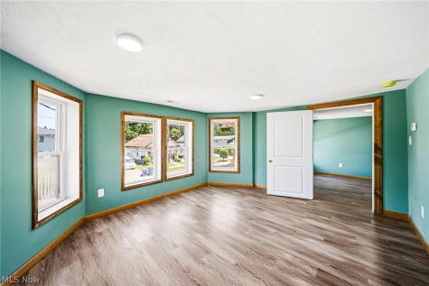 470 S Saint Clair Street Painesville OH 44077