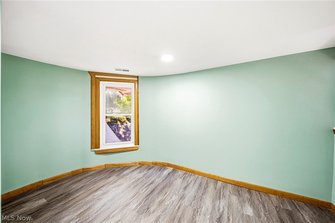 470 S Saint Clair Street Painesville OH 44077