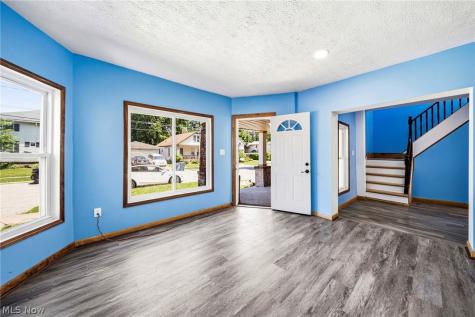 470 S Saint Clair Street Painesville OH 44077