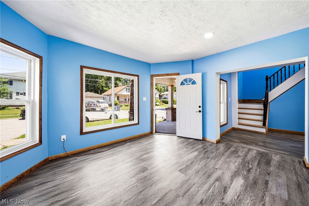 470 S Saint Clair Street Painesville OH 44077