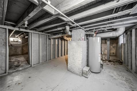 470 S Saint Clair Street Painesville OH 44077
