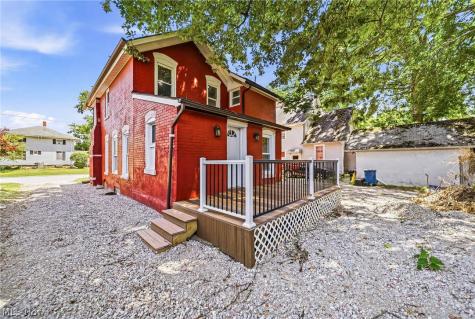 470 S Saint Clair Street Painesville OH 44077
