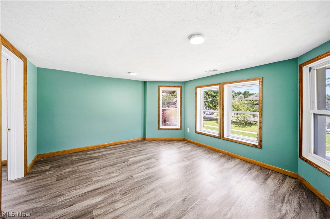 470 S Saint Clair Street Painesville OH 44077