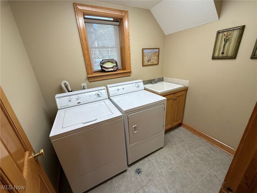 9201 N Shore Drive NE Mineral City OH 44656