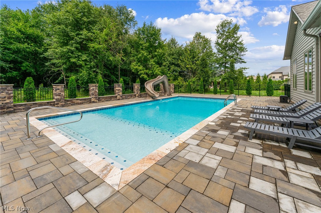 1555 Fox Den Court Canfield OH 44406