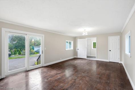 17930 Chagrin Boulevard Shaker Heights OH 44122