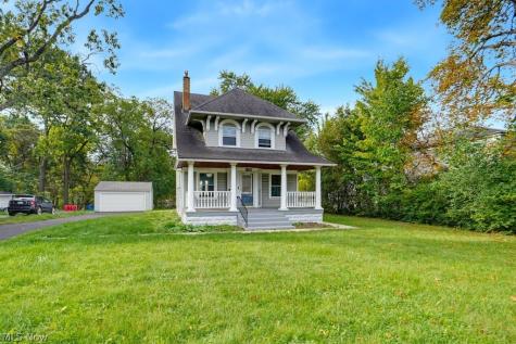 17930 Chagrin Boulevard Shaker Heights OH 44122