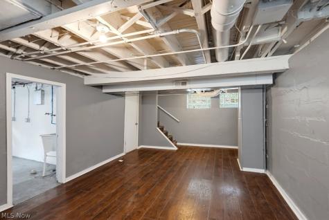 17930 Chagrin Boulevard Shaker Heights OH 44122