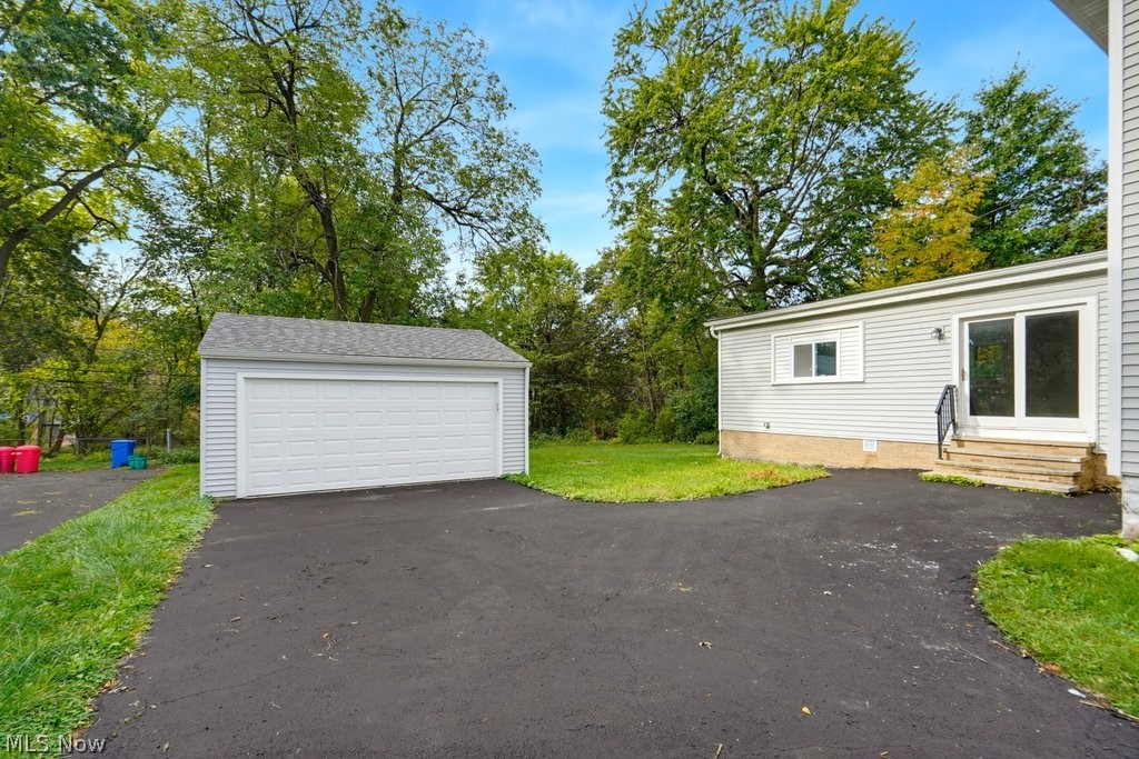 17930 Chagrin Boulevard Shaker Heights OH 44122