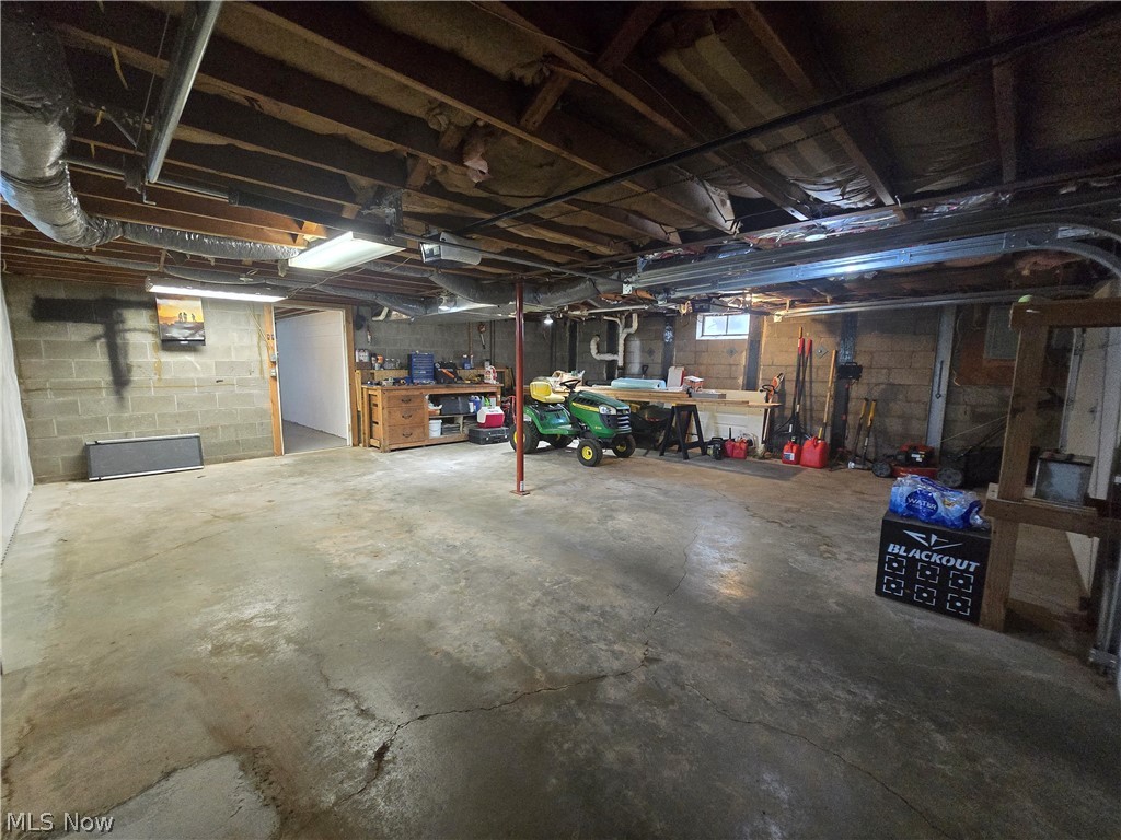3597 N Button Drive NW Mcconnelsville OH 43756
