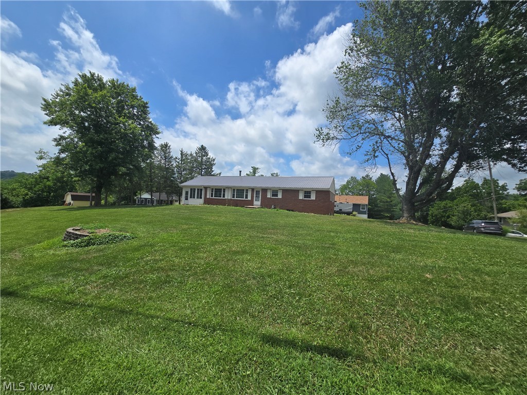 3597 N Button Drive NW Mcconnelsville OH 43756