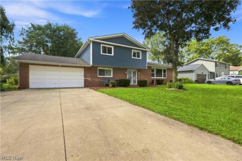 4837 Leigh Avenue NW Canton OH 44709