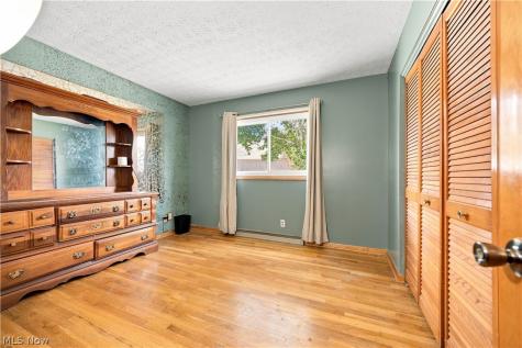 4837 Leigh Avenue NW Canton OH 44709