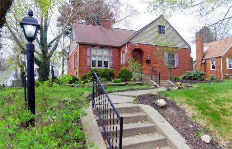 2631 Demington Avenue NW Canton OH 44708