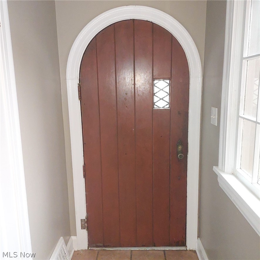 2631 Demington Avenue NW Canton OH 44708