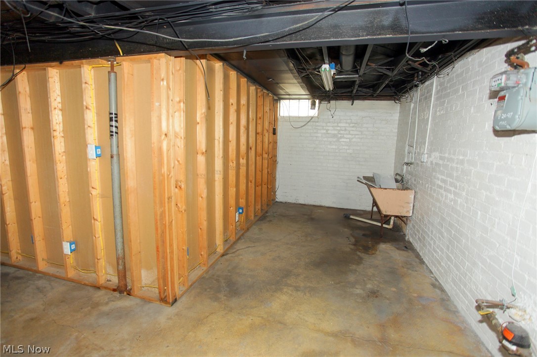 2631 Demington Avenue NW Canton OH 44708