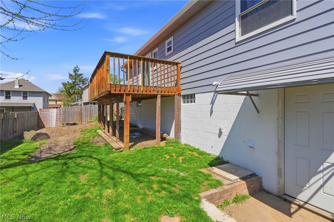 1762 Underwood Street Cuyahoga Falls OH 44221