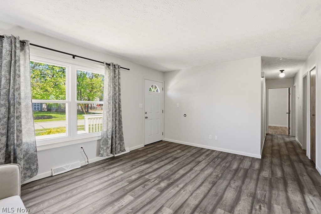 1762 Underwood Street Cuyahoga Falls OH 44221